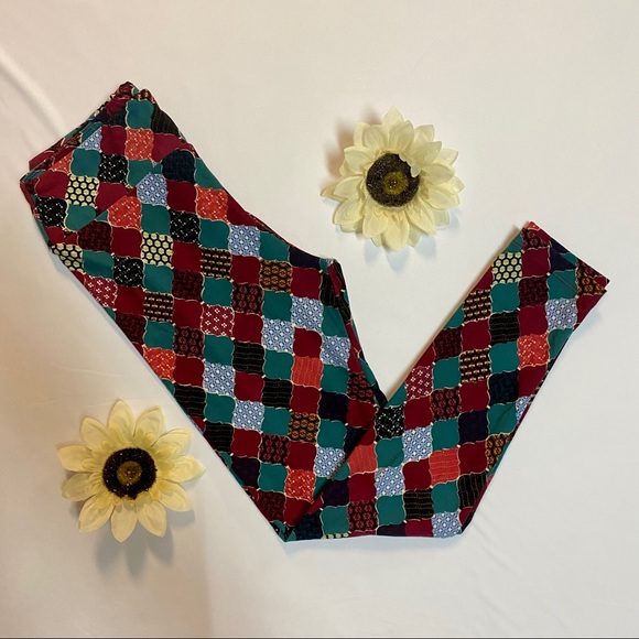 New Lularoe OS Multicolor Print Leggings - Picture 1 of 3